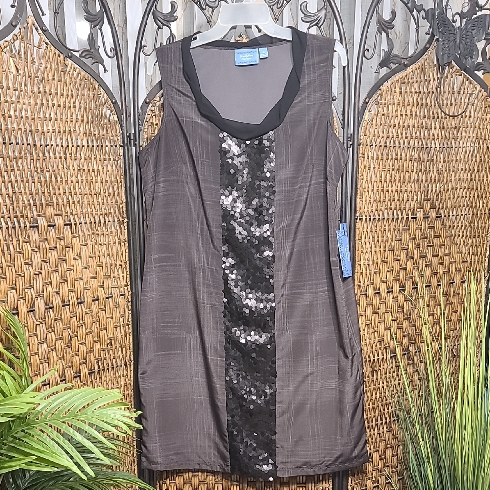 Simply Vera Vera Wang Gray and Black Sheath Midi Dress